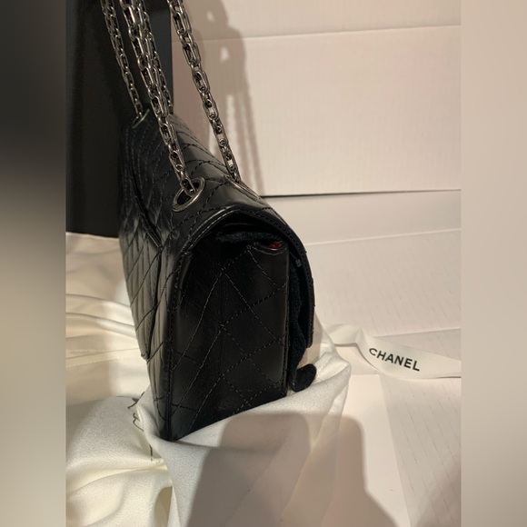 Chanel 2.55 reissue - Picture 9 of 15